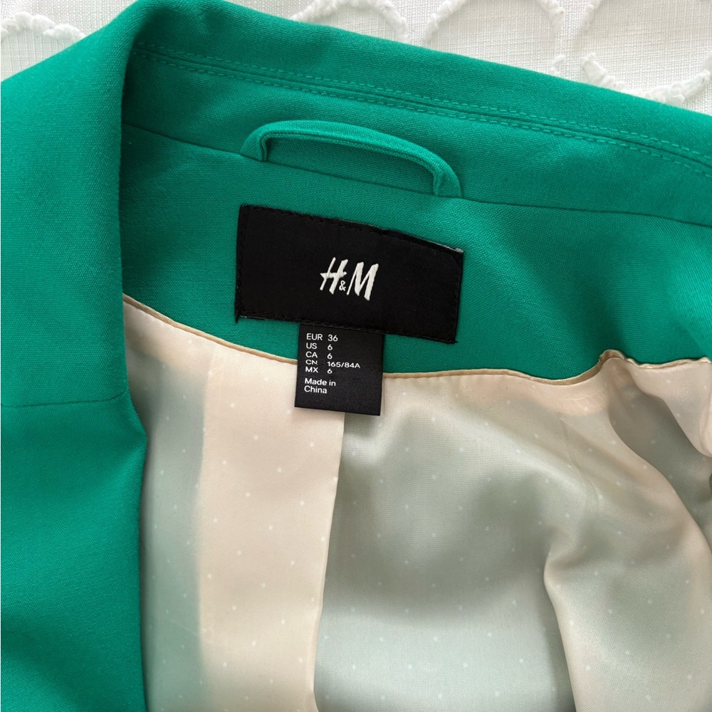 H&M Women's Green Blazer - Picture 4 of 4